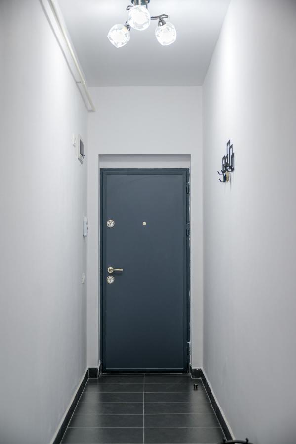 Nina House Apartment Targu Jiu Bagian luar foto